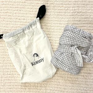 Konny Kids White Grid Wrap Carrier Cover